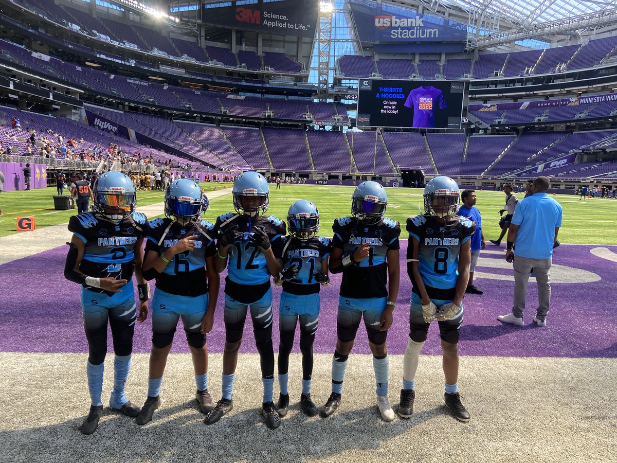12Poe12's tweet photo. This Weekend work Was Nice in us bank stadium https://t.co/EYoTPM9bYn