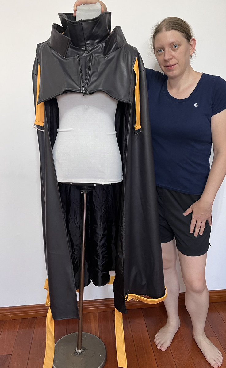 cosplaymandy's tweet photo. My partner and I made this Kojo from Project Divider base cloak as a commission! ☺️ #cosplay #cosplayer #cosplaycommission #cosplaycommissions #cosplaycommissioner #cosmaker #cosmakers #kojo #kojocosplay #projectdivider #projectdividercosplay #manga #mangacosplay #mangacosplayers https://t.co/6qHUhDF6SX