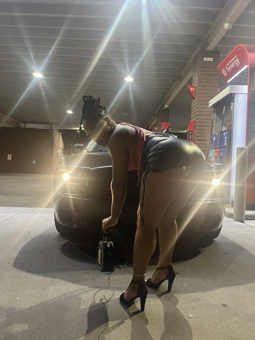 99 problems &amp; yo biggest one is me💋 https://t.co/Ia7v3zURo5