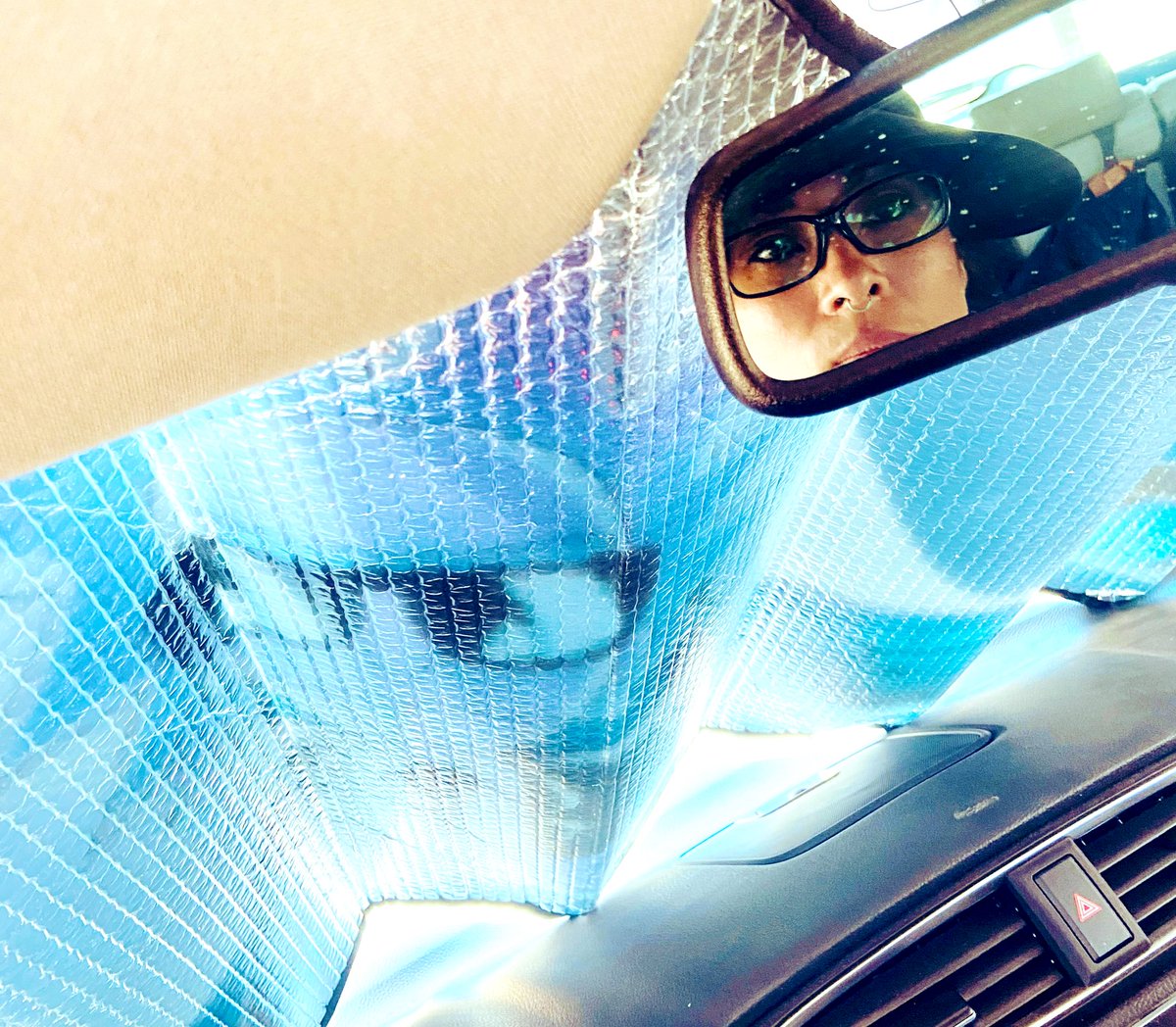 theFOWLISHHOUND's tweet photo. Looked up and whoa… my mirror tho. 🤦🏻♀️ #WeHigh 💚 Nice and sunny day! SHINE bright. ☀️ https://t.co/WQurxNPF8M