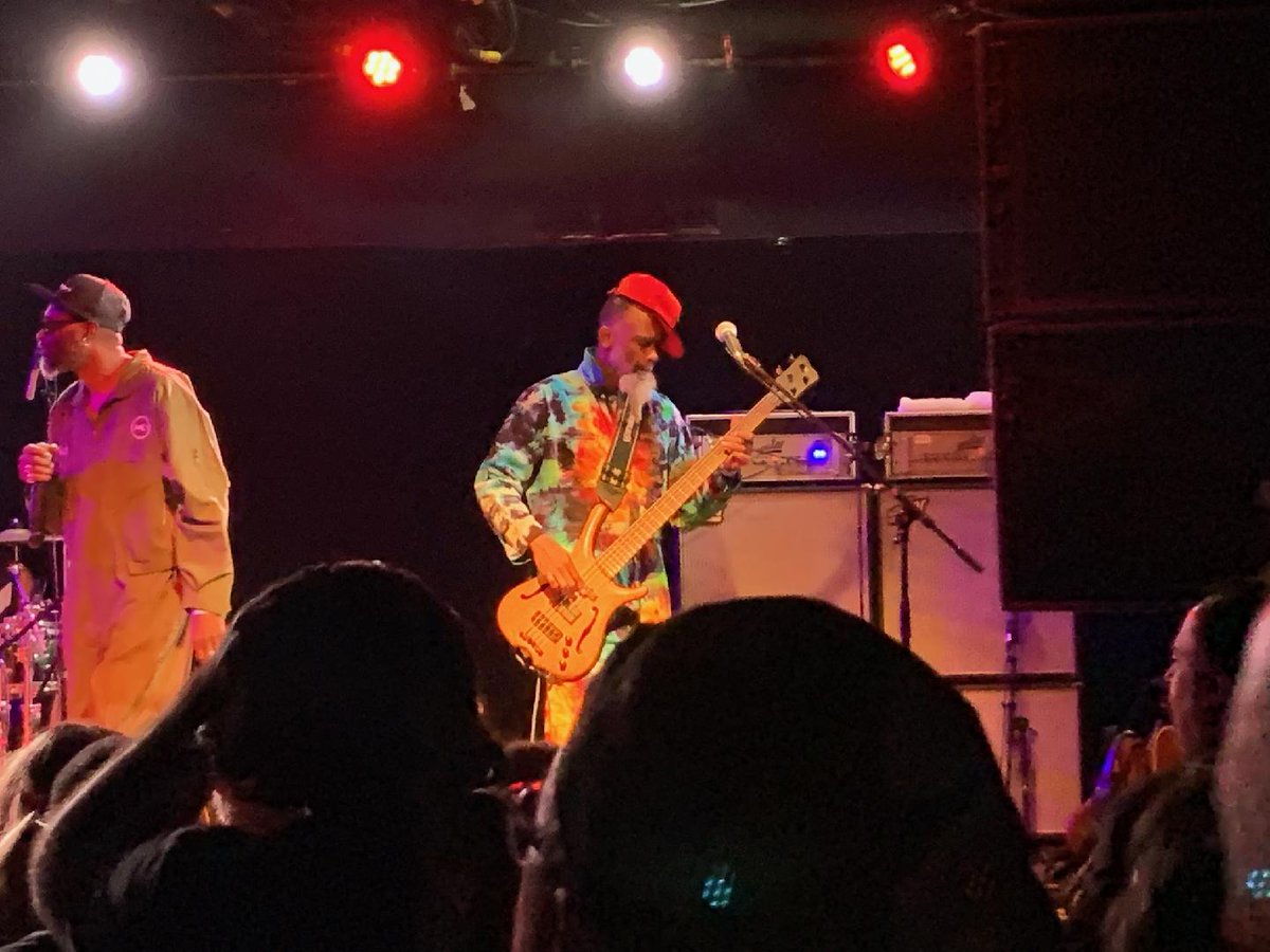 AuthorLisaOlson's tweet photo. I have an amazing opportunity to work with Norwood Fisher, bass player for the epic band Fishbone. He agreed to write a song to accompany my newest book, "Reach" that was written for our grassroots movement Balance America. Norwood?  Thank you!! I can't wait to hear our song.  <3 https://t.co/Z1roUwql7p