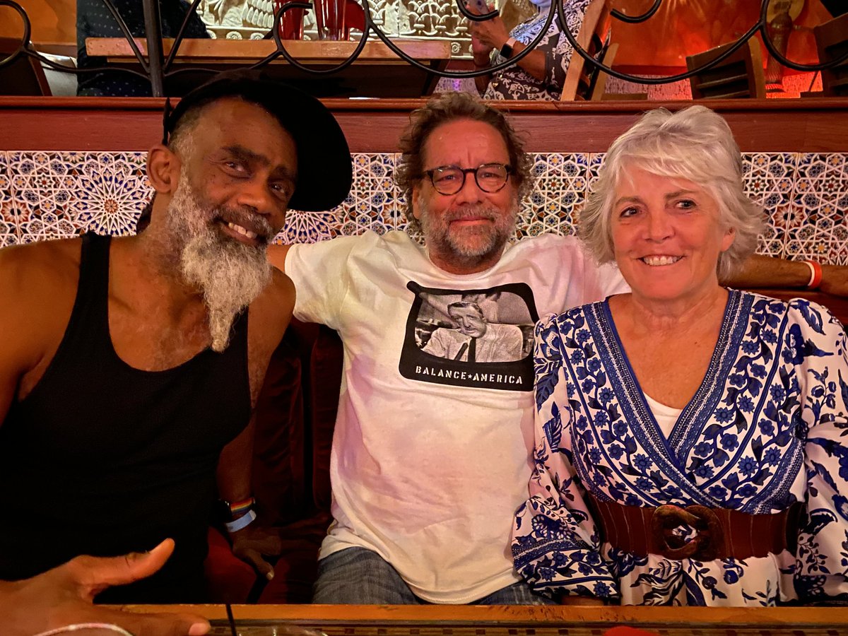 AuthorLisaOlson's tweet photo. I have an amazing opportunity to work with Norwood Fisher, bass player for the epic band Fishbone. He agreed to write a song to accompany my newest book, "Reach" that was written for our grassroots movement Balance America. Norwood?  Thank you!! I can't wait to hear our song.  <3 https://t.co/Z1roUwql7p