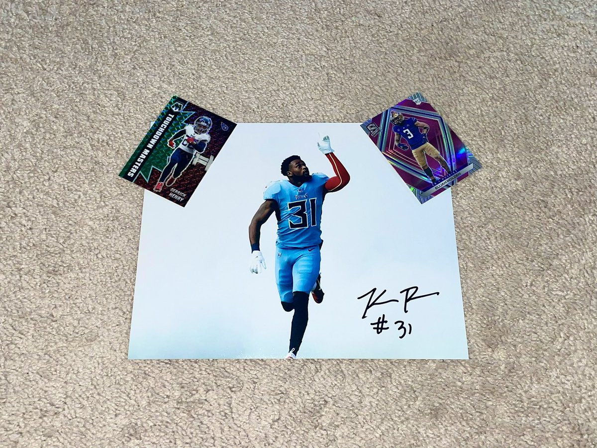 TheRealPres10's tweet image. 🚨🚨#TITANS GIVEAWAY🚨🚨

Kicking off the season by giving away this signed 8x10 photo of star Kevin Byard and some super shiny cards of King Henry and Elijah Molden.

Retweet for a chance to win. Winner can follow but must be a Titans fan. Winner drawn Thursday night.

TITAN UP!
