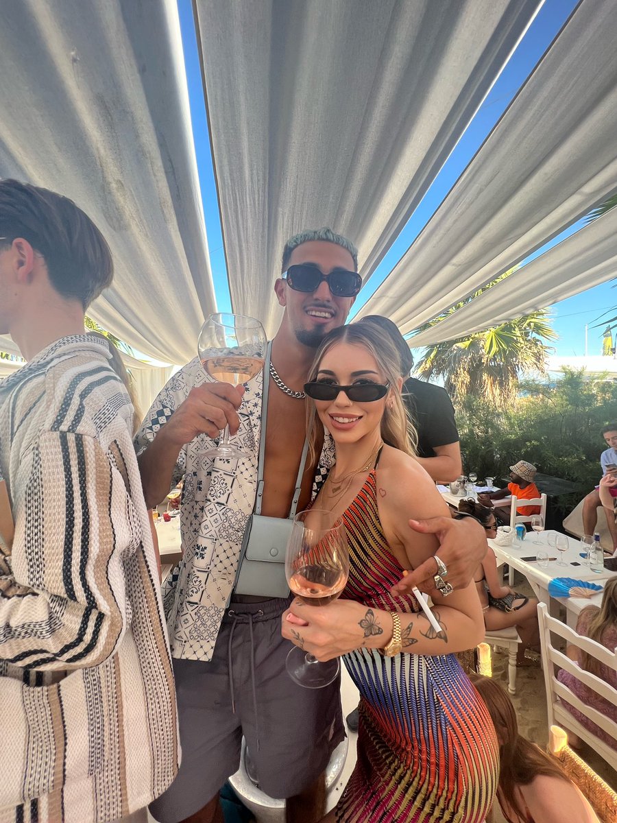 CierraQuigg's tweet photo. Missing Saint Tropez 🇫🇷 https://t.co/ftvT7yfZ1g