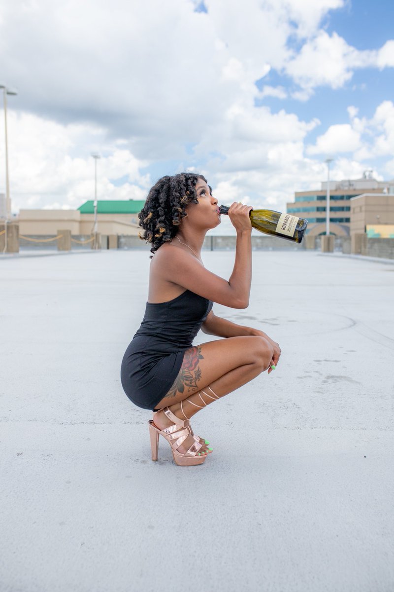 Queen T✨ tweet media