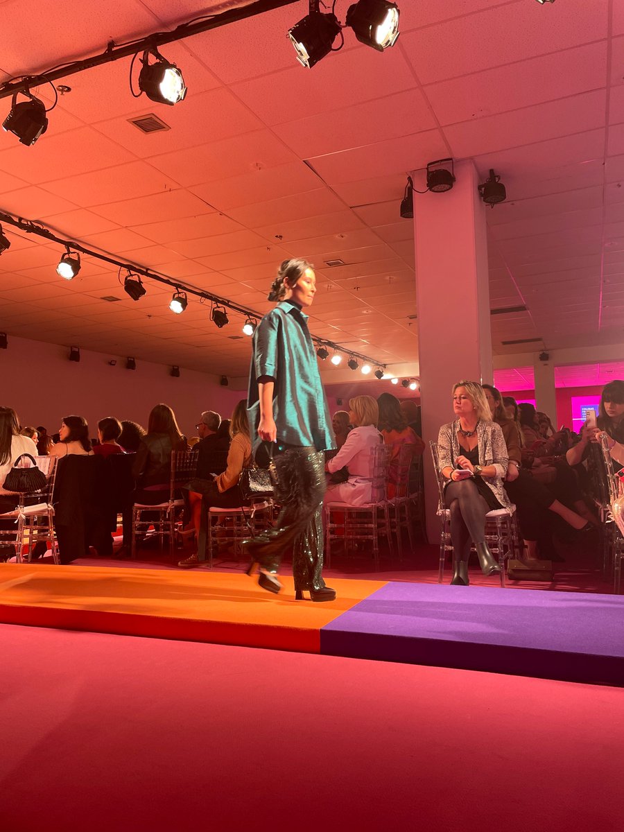 E tem brilho na primavera verão 2023! #ColinasFashion