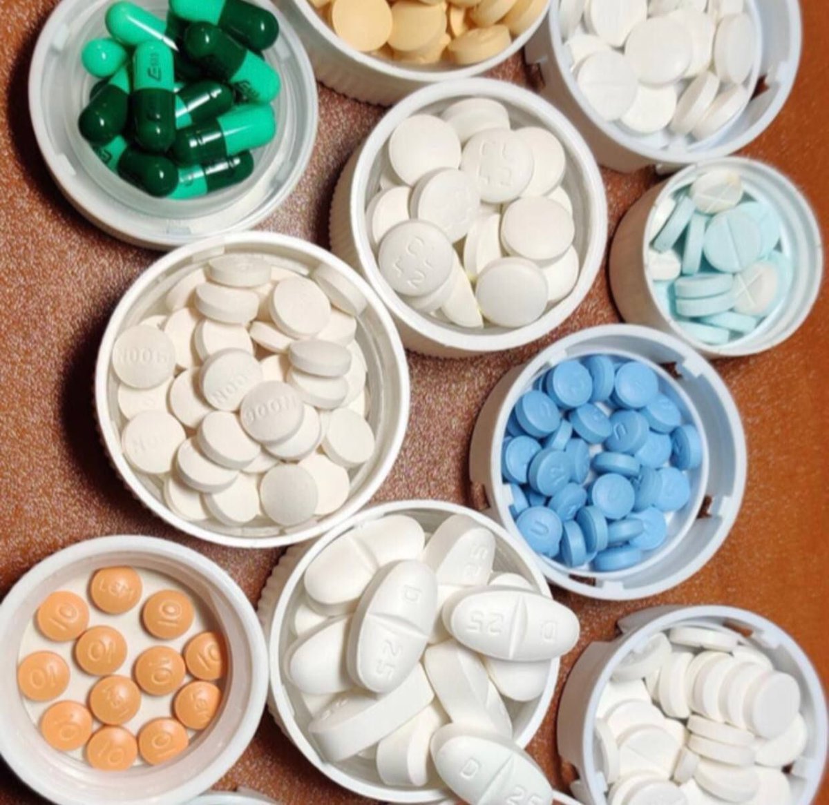 William65761069's tweet photo. All #pills available https://t.co/0aArXnNdR6