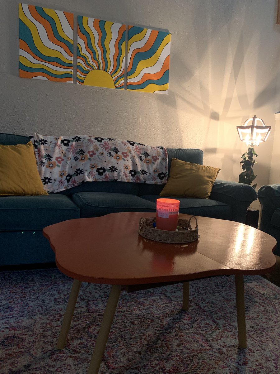 Emily Rudd tweet media