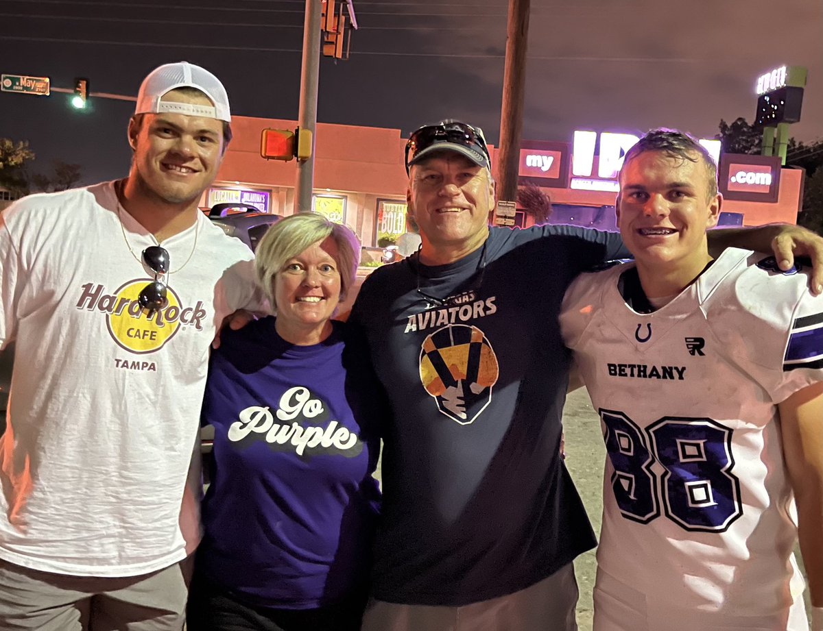 tollemomma's tweet photo. Cancer is a persistent jerk, but look how blessed I am! 1 Thess 5:16-18 Rejoice always. Pray continuously. Give thanks for ALL circumstances. #round103 #grateful #fighter #stage4 https://t.co/8zsX8hE4vU