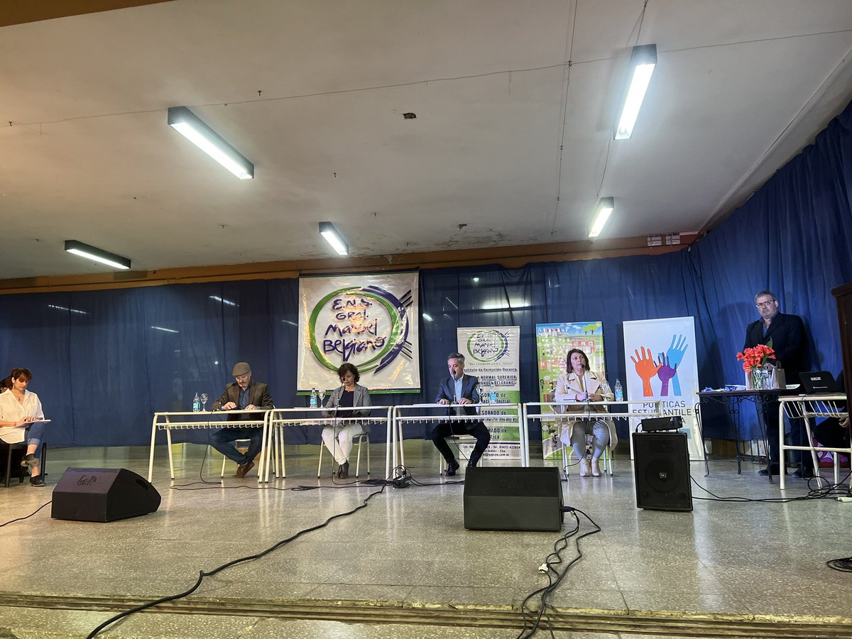 🗳🗣¡COMENZÓ EL DEBATE!

🏫 Los candidatos a intendente para Marcos Juárez debatirán en la Escuela Normal Superior Gral Manuel Belgrano.

¡Mirá la transmisión en vivo aquí!
instagram.com/unidospormarco…
