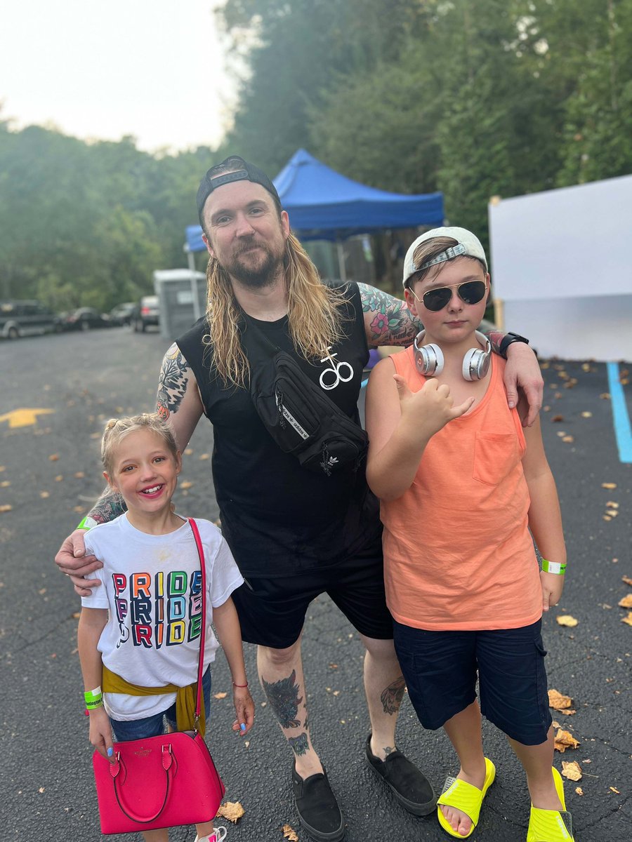 Daniel Ray tweet media