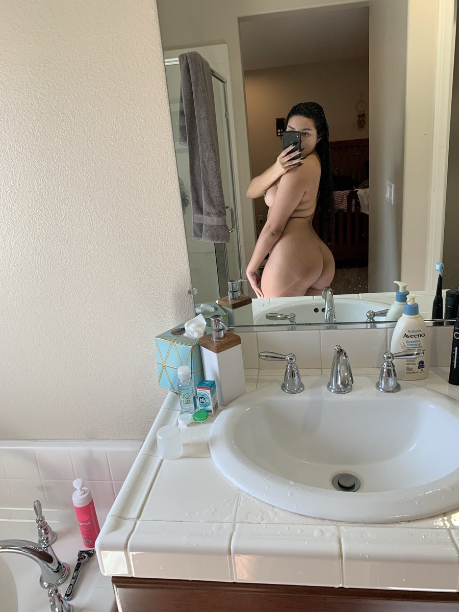 serrendeezy's tweet photo. hmu for my premium Snapchat #snapchat #nsfw #Snapchatpremium #onlyfans #nudes #leakedsnap #ass https://t.co/sXGeiFCfZV