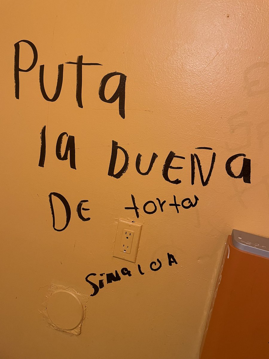 Anthonyarmas6's tweet photo. Im guessing he didnt like his torta?😳🤷🏽‍♂️ https://t.co/THqiHomLLK
