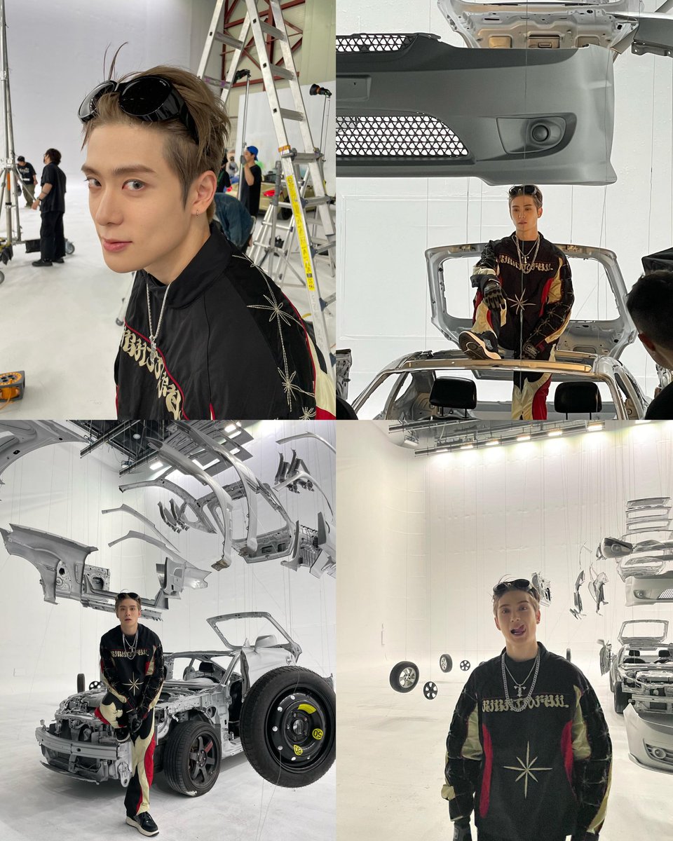 2 b a d d i e s 1 p o r s c h e