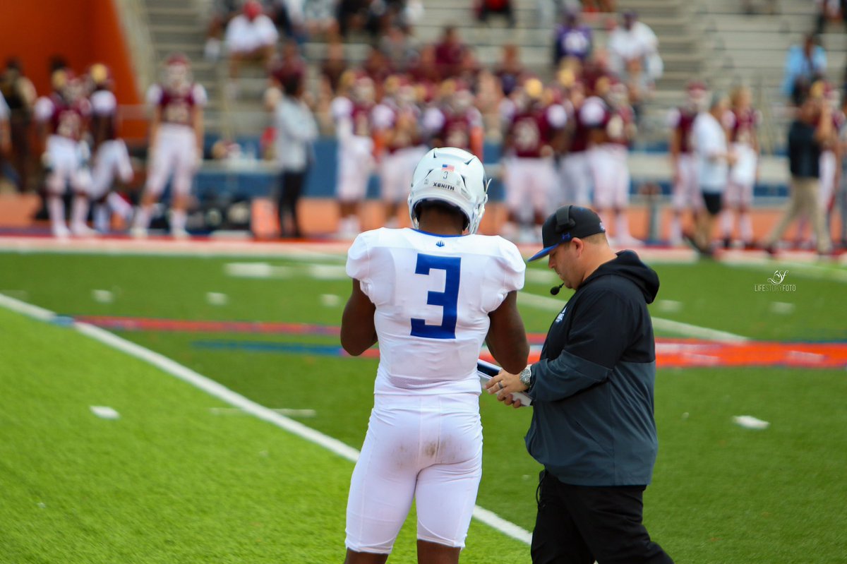 MommaHall2U's tweet photo. Great game son!! 
There is only one way to succeed in anything…and that is to give it everything!  ~Vince Lombardi #leadership #goalsetter #msu #img #linebacker #msucommit #img3xcaptain
(1st 3 📸 by me)🥰 https://t.co/2psnPhLUP2