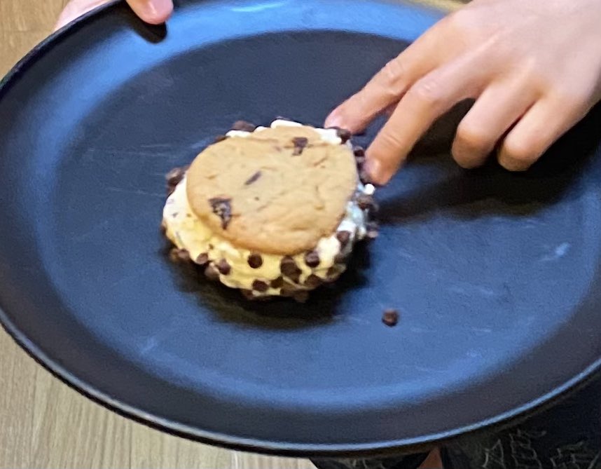 Jennifer Griswold tweet media