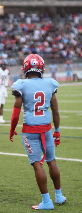 strappedJW's tweet photo. Good team win last saturday night in the OakCliff Superbowl❤️ 2-0 #defensiveplayerofthegame https://t.co/pYSODyakyk