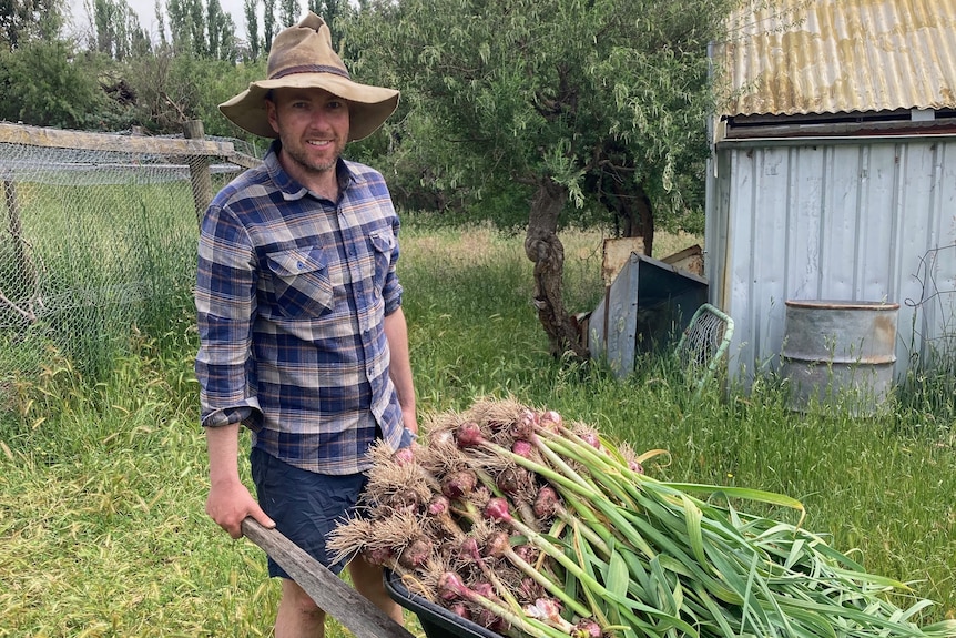 Today it's the story of Sam Vincent. Sam's life changed forever when he got a call from his Mum saying his Dad had been in an accident. Unexpectedly, Sam found himself taking over the family farm. 1105am ABC Local (not Vic) and 305pm @RadioNational