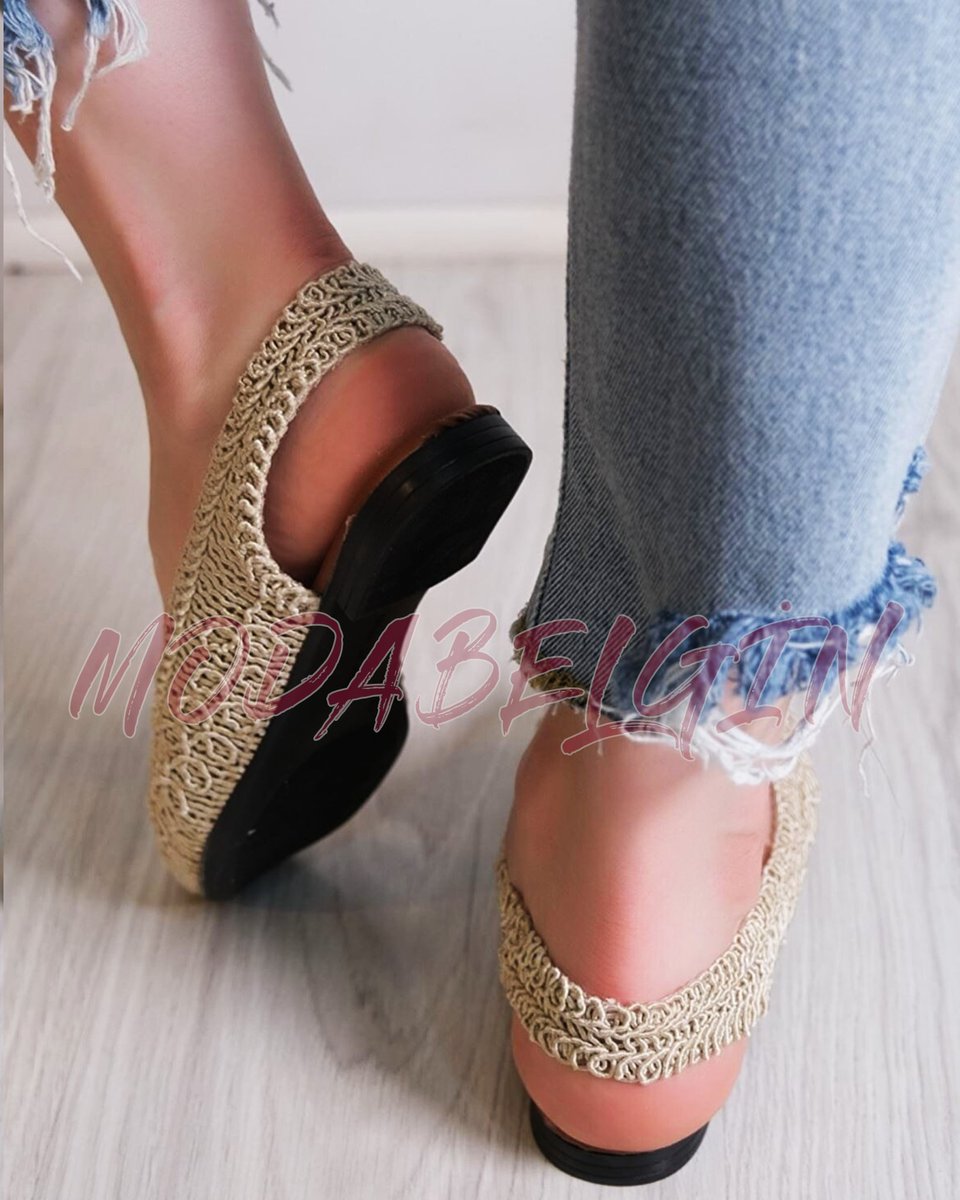 Nakışlı babetler şahsen hep benim tercihlerim arasında sevgili hanımlar. Normal babetlere göre biraz daha ilgi çekici.

#nakislibabet #nakışlıbabet #kadınbabet #babetsatış #bejbabet #bejbabetler #babetayakkabı #kadıngiyimmağazası #modabelgin #babetmoda #babetmodası