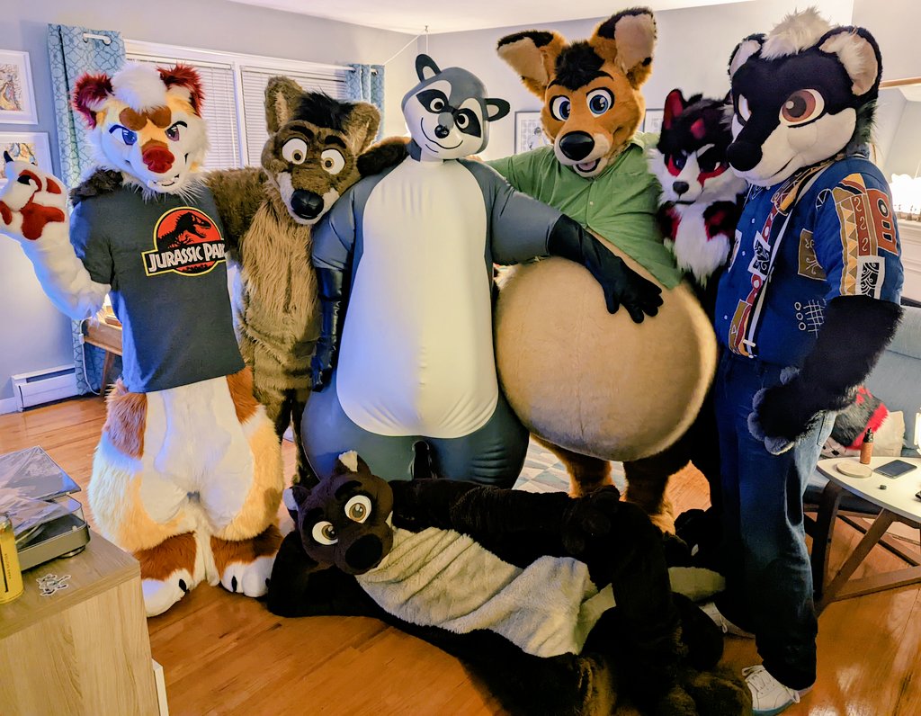 ozkangaroo's tweet photo. Didn't get a chance earlier. But, a huge thank you to everyone who wished me a Happy Birthday!
Was wonderful to spend time with a amazing people. https://t.co/EDQEYpNSrq