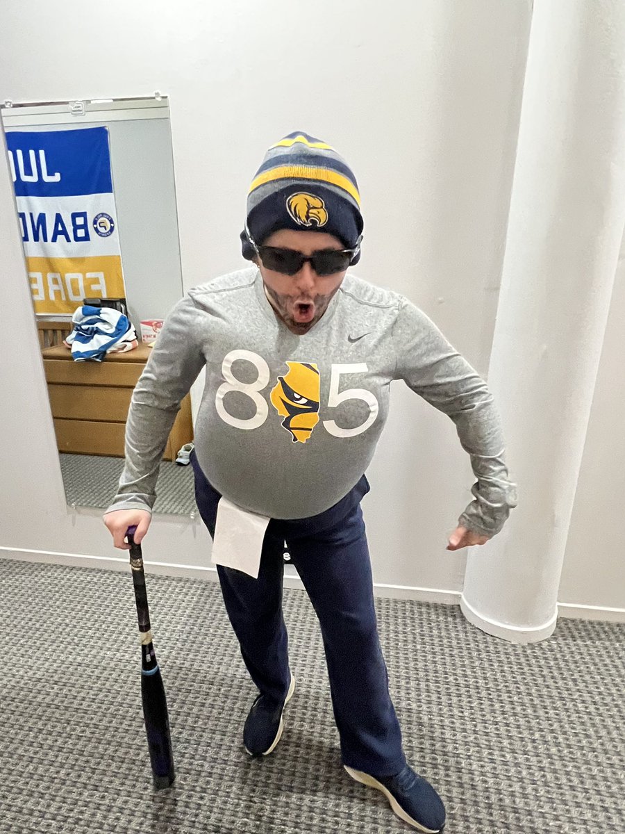 kfudge20's tweet photo. Visual representation of @CoachMonroe9 this week at practice🏃‍♀️ https://t.co/brU82YBTq7