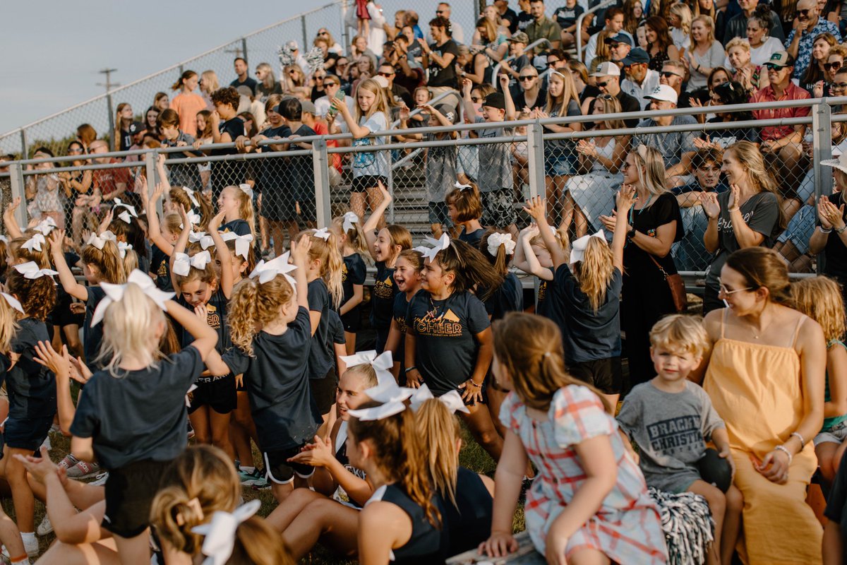 Full stands. Full hearts. Hooray for a shorter week Warriors! <a href="/BCS_WarriorsTX/">Bracken Christian School</a>