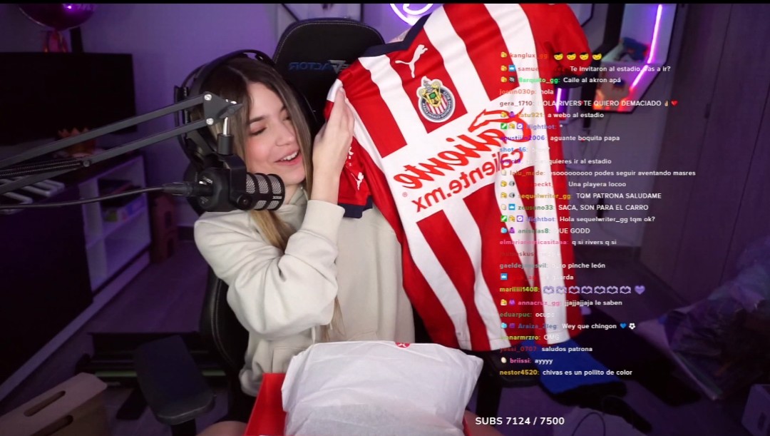 MomentoSDRivers's tweet photo. Nuevo fichaje de @Chivas https://t.co/IgeWk8MgwH