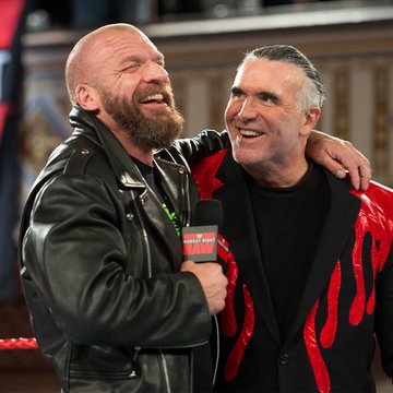 nWoNickTrudeau's tweet photo. Triple H &amp; Scott Hall 
#TheKliq #KliqReunion #WWERaw #ripScottHall 
#WWE #WWEUNIVERSE https://t.co/RTHIhyzHFU