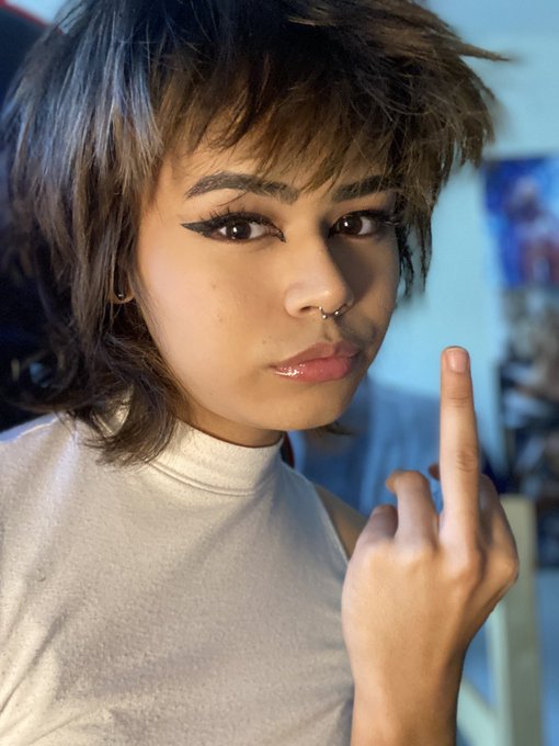 This is for everyone that said I wouldn&rsquo;t be a pretty girl 🔥✨ https://t.co/DRGggQKXka<a href="/tag/femboyfriday"class="tags"><span>#femboyfriday</span></a>