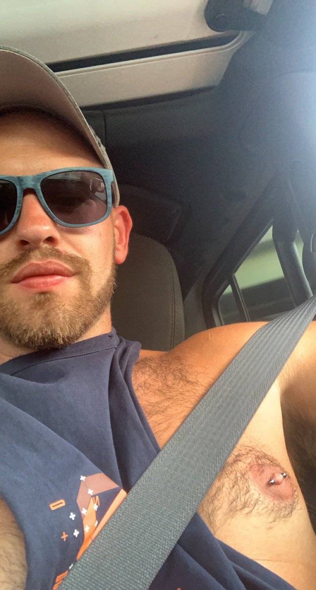 bjangles001's tweet photo. #gay #gaysun #nipslips #gayhairy https://t.co/CckYftLGhM