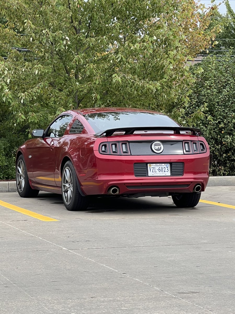 MichaelEging's tweet photo. Road trip this weekend to home in Ohio. Good to stretch the #Mustang’s leg and spend time with family and friends. #GeaugaCountyFair #bicentennial #LaborDay2022 #roadTrip https://t.co/IJDD8puQQD