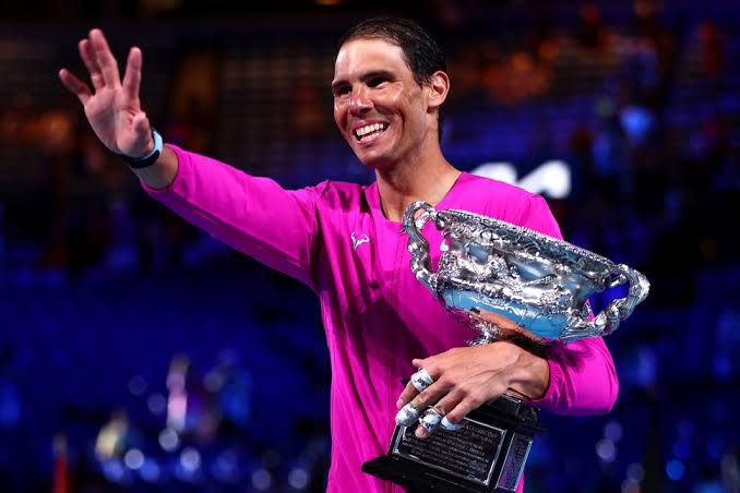 secondserves's tweet photo. Rafa’s 2022 hasn’t been that bad huh? 🔥 https://t.co/IvU8BBmqq8