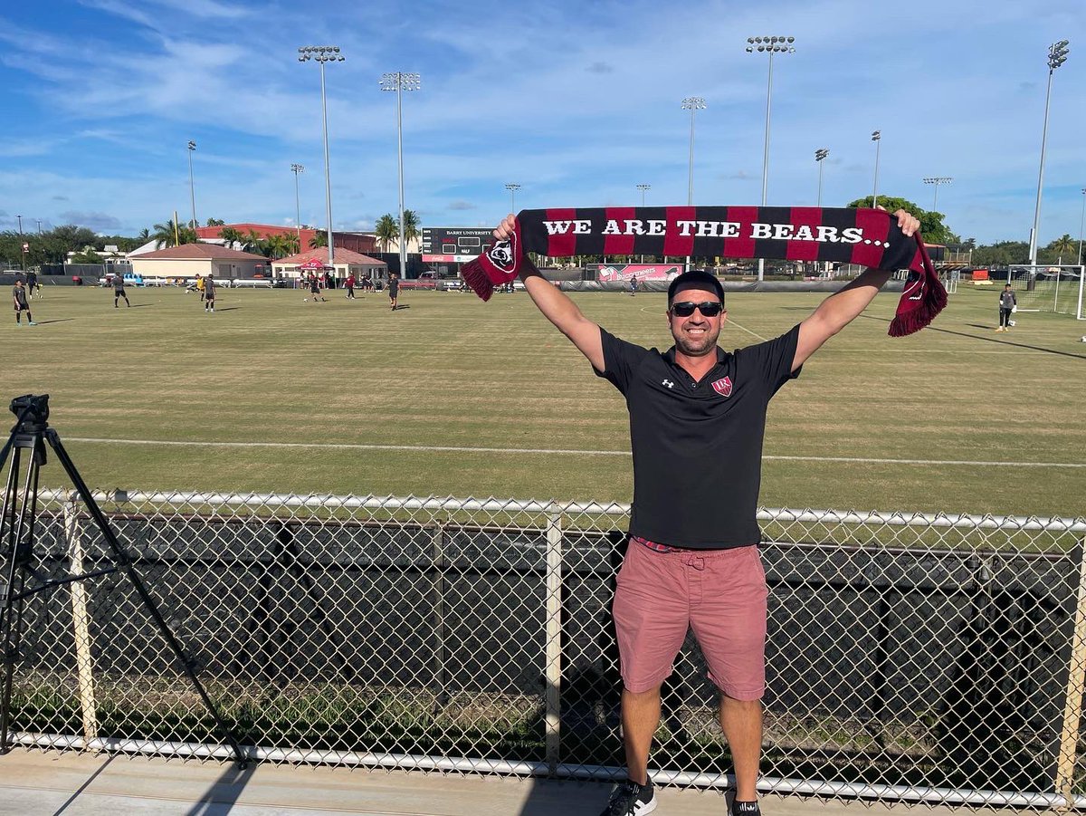 lucchi78's tweet photo. Made a quick trip down to Miami to see @LRUMSOC defeat Barry University 2-0 last night… This program will always have a special place in my heart. #OnceaBearAlwaysaBear #VamosOsos https://t.co/kVlTghc5mN