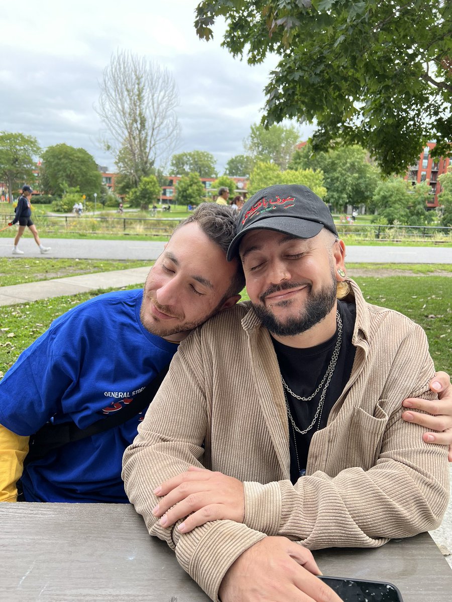 cyntata's tweet photo. I have the most wholesome siblings 🥹 https://t.co/vWydRxcB21