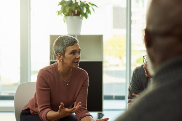 RuthRj44's tweet photo. Workers trust colleagues who acknowledge negative emotions. See how #leadership and managers can ease employees' distress and build #trust in @HarvardHBS. #wellbeing https://t.co/WHREDmRA19 https://t.co/qe56cLeuiB