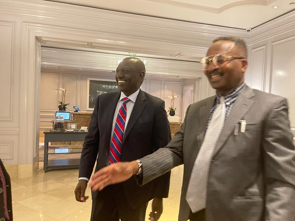 DavidAluvale's tweet photo. @WilliamsRuto My warmest Congratulations to president-Elect Dr @wililiamsRuto on being declared the 5th president of the Republic # Kenya upon the confirmation by the Supreme Court …Let’s get to work immediately and start implementing our manifesto https://t.co/S4rCLD3Bqg