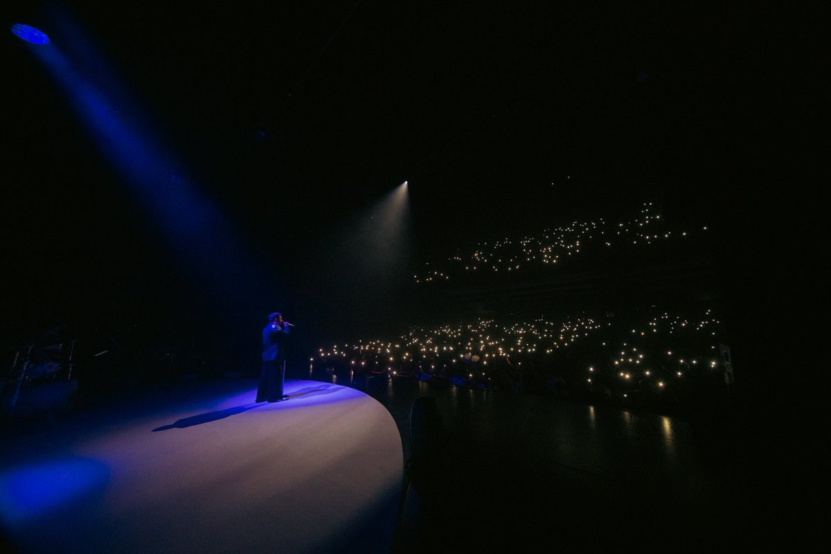 LEB_Ent's tweet photo. @_ruggero LA ROMPIÓ TODA en el primer show de su #VolverACeroTour 🎶💙 en el Teatro Opera !!
📸: @cuinocuino
#ruggero #volveracero #tour #teatroopera #show #showenvivo #envivo #lebent #lebentertainment https://t.co/gKHiYozYyc