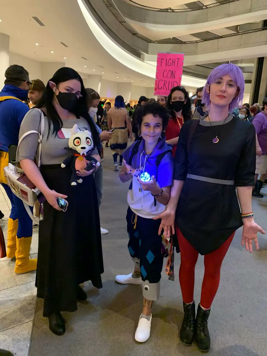 Stacy_B's tweet photo. WAIT...CAN'T FORGET ABOUT COOL AUNT LILITH & STEVE!!! (& some cute bonus #Lumity photos ๐)
#TheOwlHouse #DragonCon2022 #GOSTEVE! https://t.co/J1Q9x7m8PP