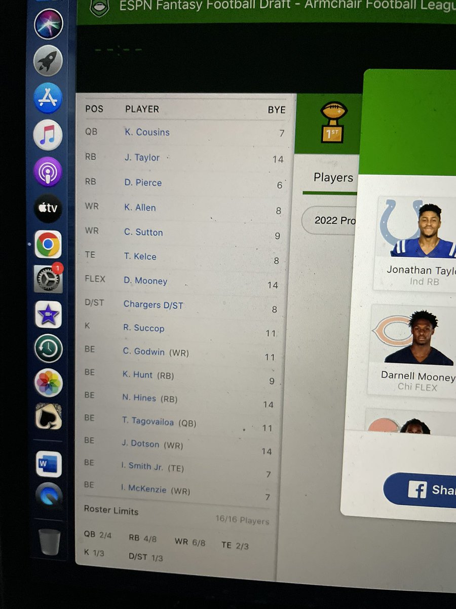 b_bax_'s tweet photo. I’ve been listening to so much @FFToday this summer! Hows my team look?? (12 team PPR) @AdamAizer @heathcummingssr @JameyEisenberg https://t.co/1RPO7ARJAC