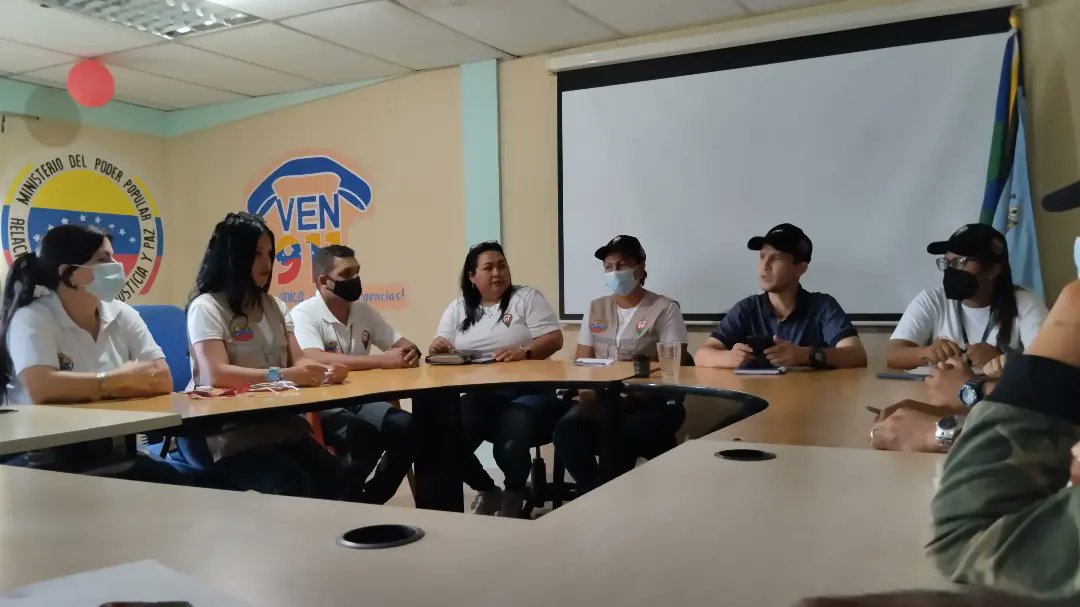ven911delta's tweet photo. #05SEP Desarrollamos nuestra acostumbrada reunión de coordinación, para revisión de las actividades ejecutadas y planificar las acciones a ejecutar en los próximos meses.
#RevisiónPermanente
#ActivosYEnVictoria

@lizetadelta @prensagobdelta @ven911oficial @dicurualberth https://t.co/Jt4PUWlggd