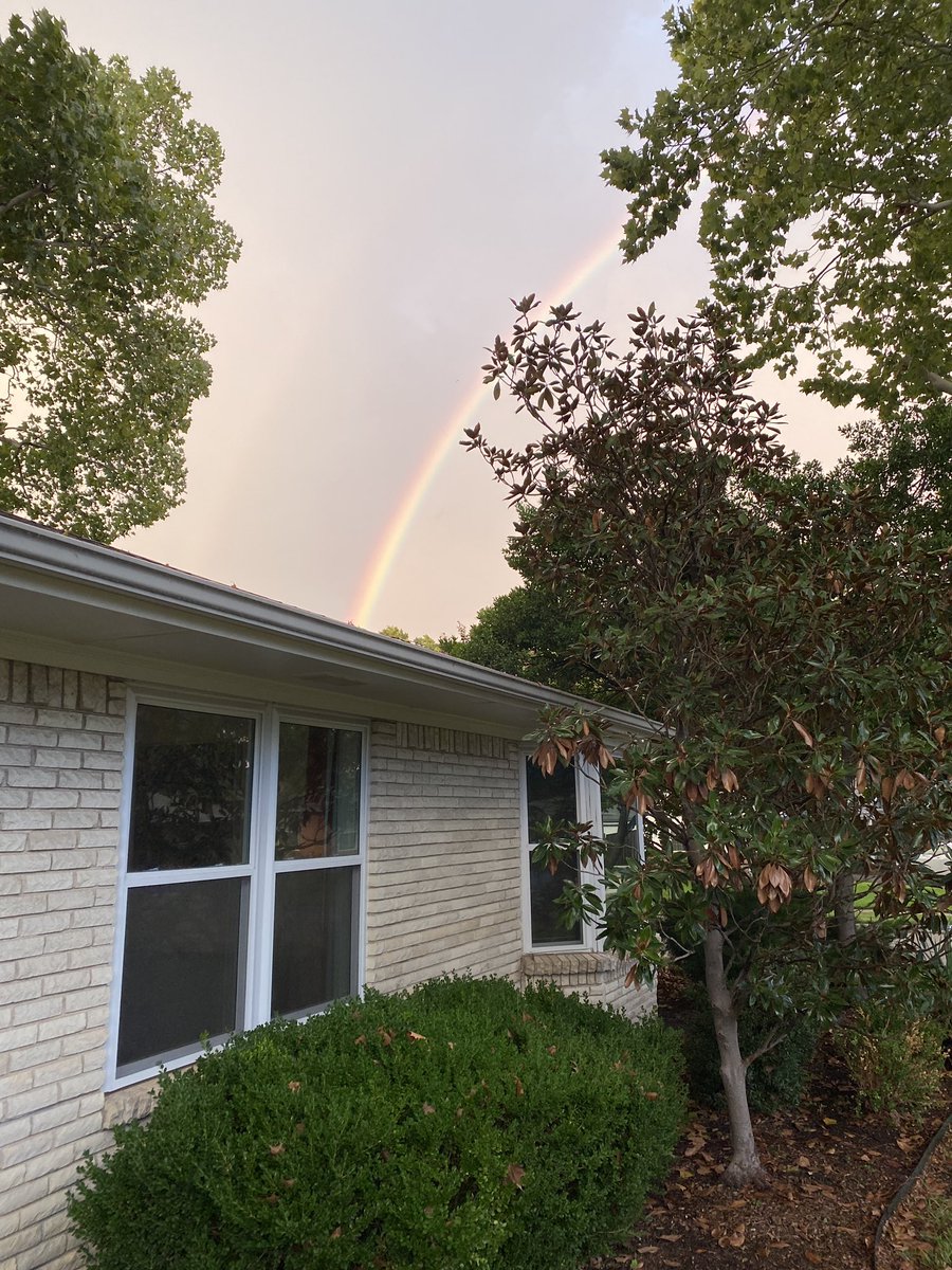 HeleighCopter's tweet photo. @wfaaweather But also - rainbow! https://t.co/35zE7jAcRA