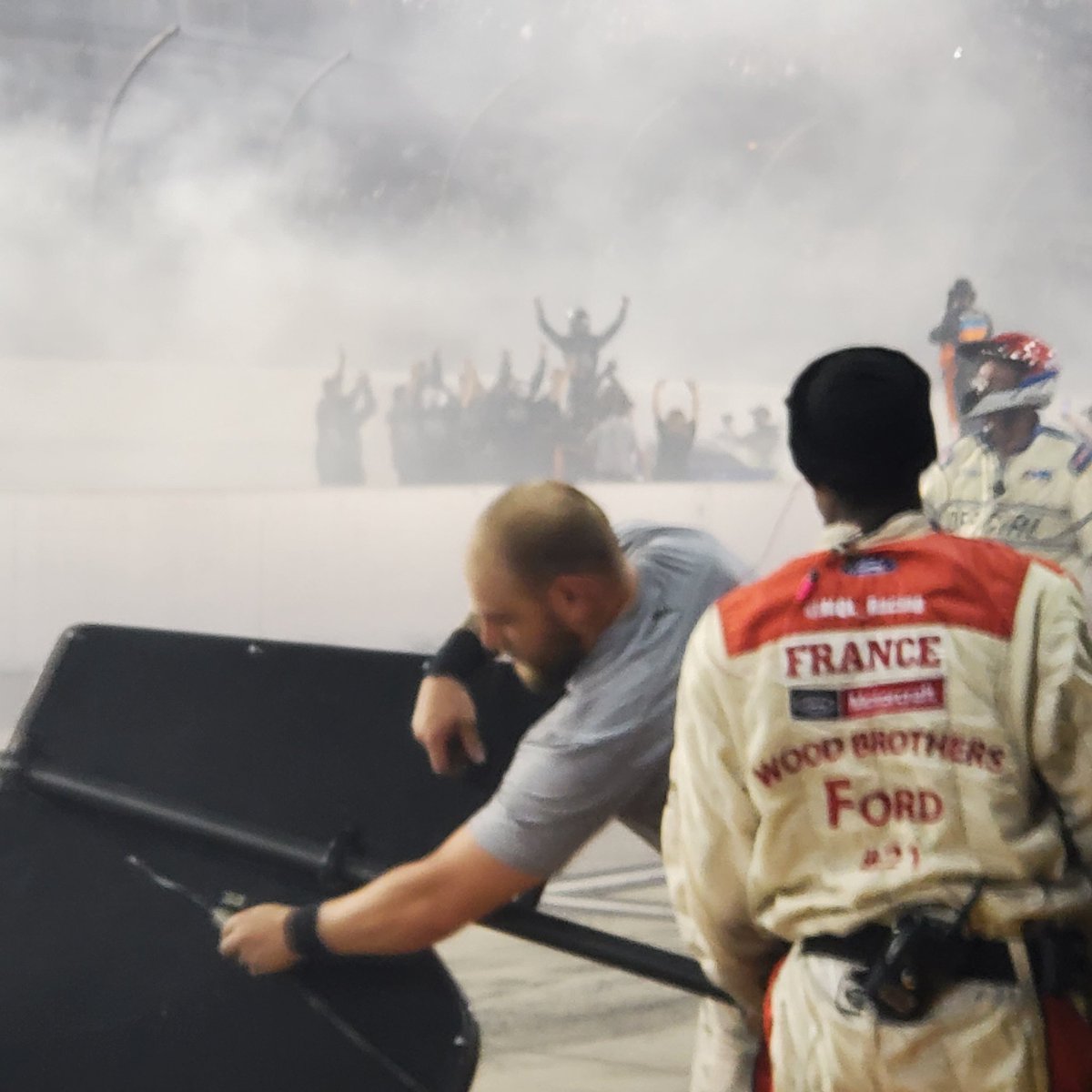 BrandonGilley8's tweet photo. @SnareBryan @nascarfankly @TooToughToTame @Erik_Jones @CookOut Got one better, was at the all star race when the 43 won the open, then was at the Darlington Hurricane race when Jones one in the 20, then tonight was there working and also cheering on the 43. So proud of those guys and gals https://t.co/IAaQBM8zeY