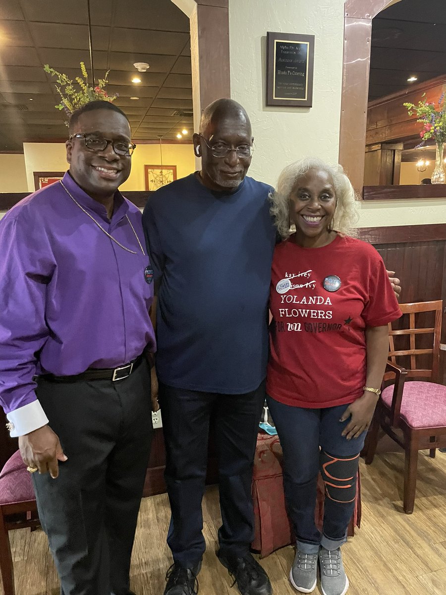Yolandaforgov's tweet photo. There’s more fun of this fabulous, fun-filled Labor Day weekend! #UnionStrong #VoteBlueToSaveDemocracy #Yolandaforgov #Neighborsforcongress #BoydforUSSenate https://t.co/KFaY5SRxMq