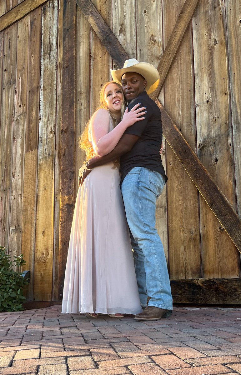 LaraAmmermann's tweet photo. What a beautiful weekend with my cowboy 😍 @tg_stay_humble https://t.co/M8wlDtykyc