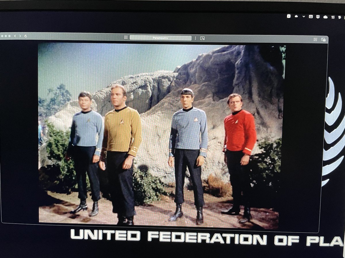 RugbyDog's tweet photo. โFridayโs Child,โ #StarTrekTOS s2ep11. Bets on how many of this landing party beam back up? #RedshirtBlues #IMightNotMakeIt https://t.co/9S59TjUWIj