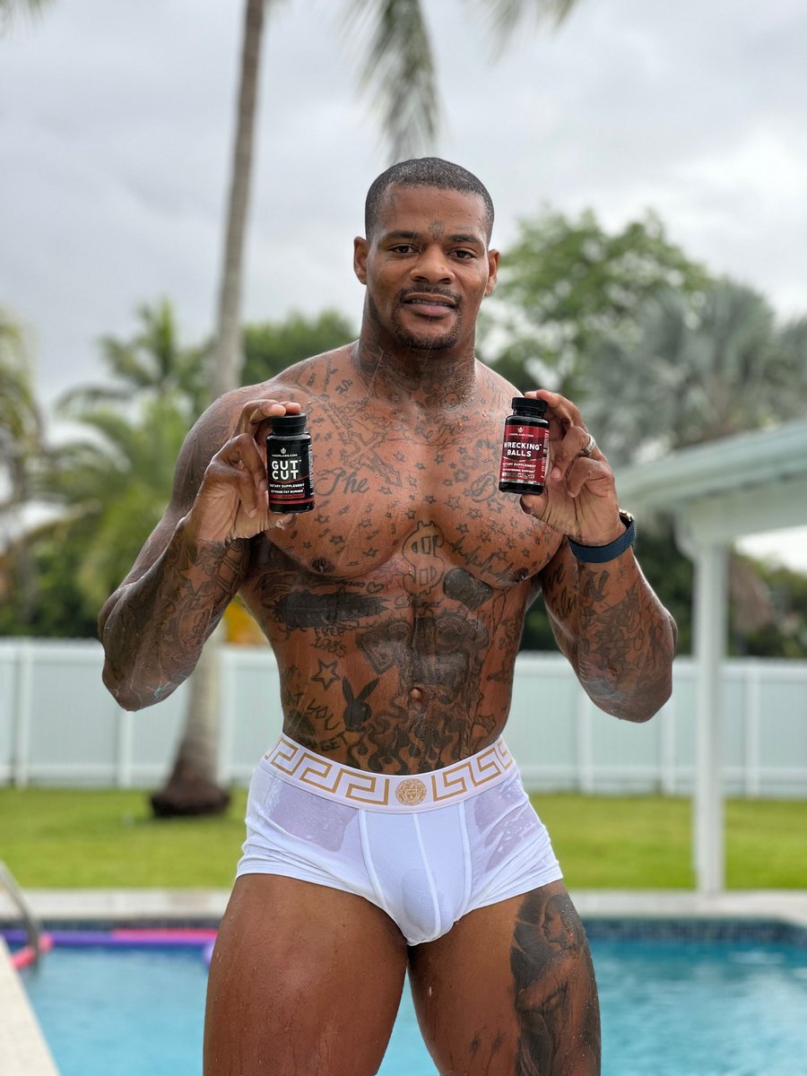 Jason96138999's tweet photo. Quiero esa leche 🤤 #jasonluv #blacked #interracial #bbc https://t.co/K61I5DGXJs