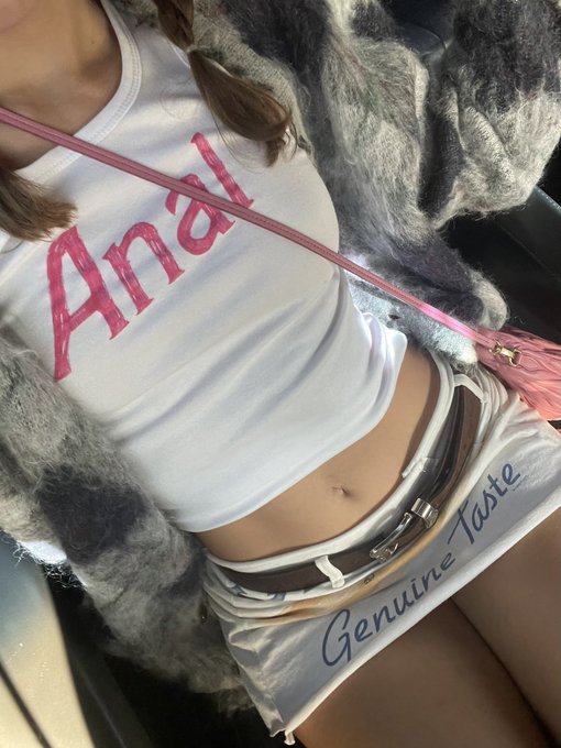 Just went on a new podcast and wore this shirt 🤪 guess what we talked about https://t.co/00HqTltb4T