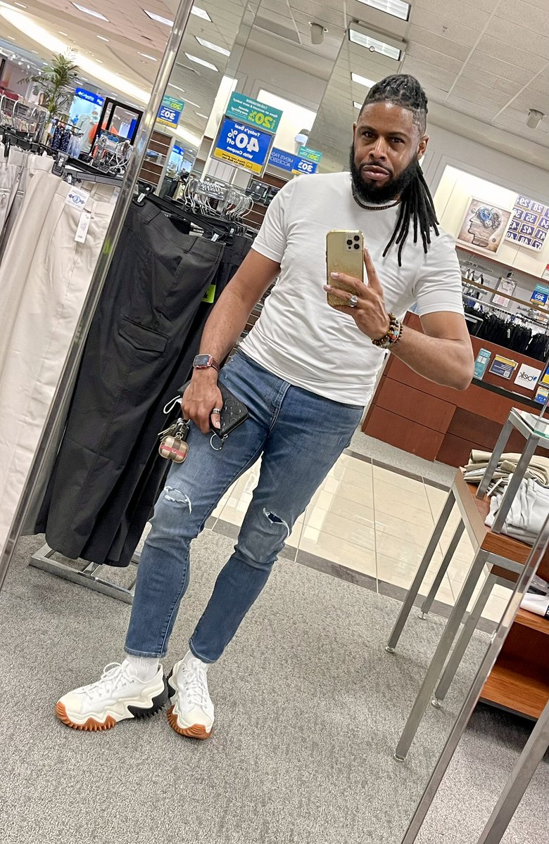 stylistcantony's tweet photo. Every Time I Turn Around #Blessings
Cheers 🥂 to a Blessed LABOR DAY‼️ #LaborDay
#CAntony #TheCAntonyStylingLab #GQ #CustomFashion #CustomWear #Trends #Dapper #ManOfStyle #MensWear #MensFashion #style #fashion #StyleExpert #menstylist #elderCAM #sirDOC https://t.co/sSkV54dpNi