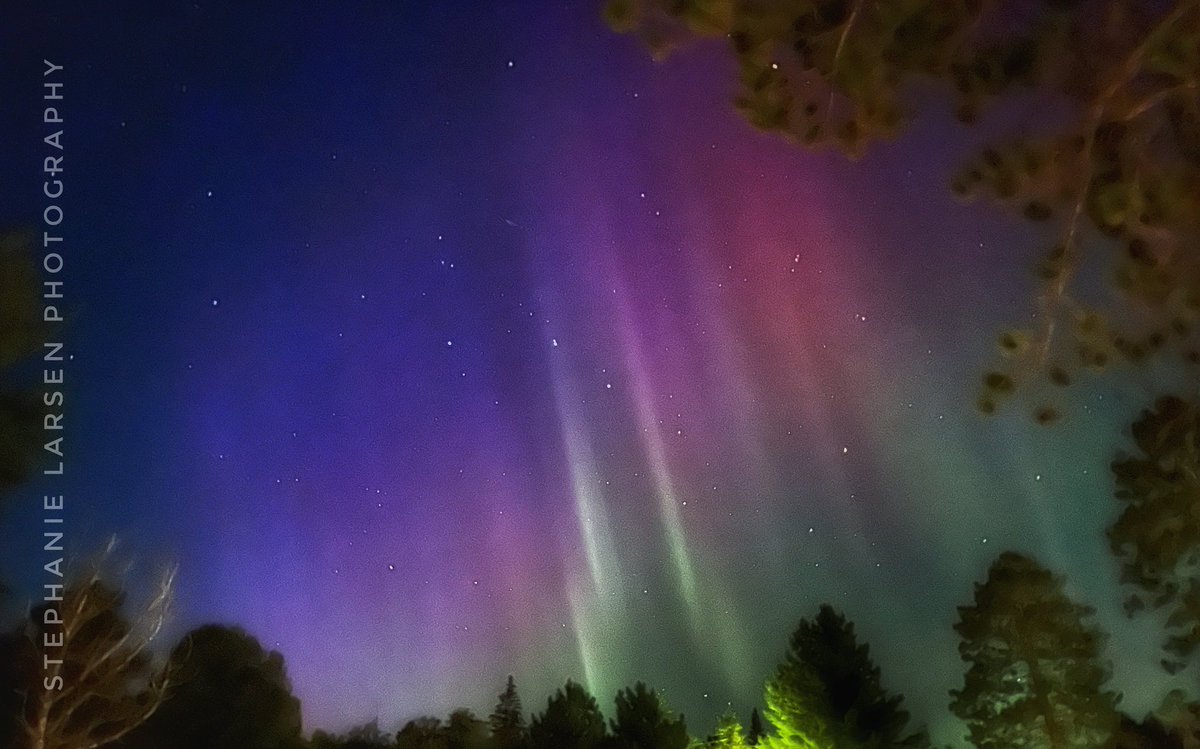 steph_larsen's tweet photo. Fantastic weekend for Aurora watchers and a glimpse of STEVE!! #northernlights #STEVE #ironrange @NWS @kare11wx @ian_leonard @fox9kmsp @_SpaceWeather_ #Minnesota #AuroraBorealis @wccoweather @wdiowirt #exploretherange #slarsenphotography https://t.co/lB5YhwE9Yy