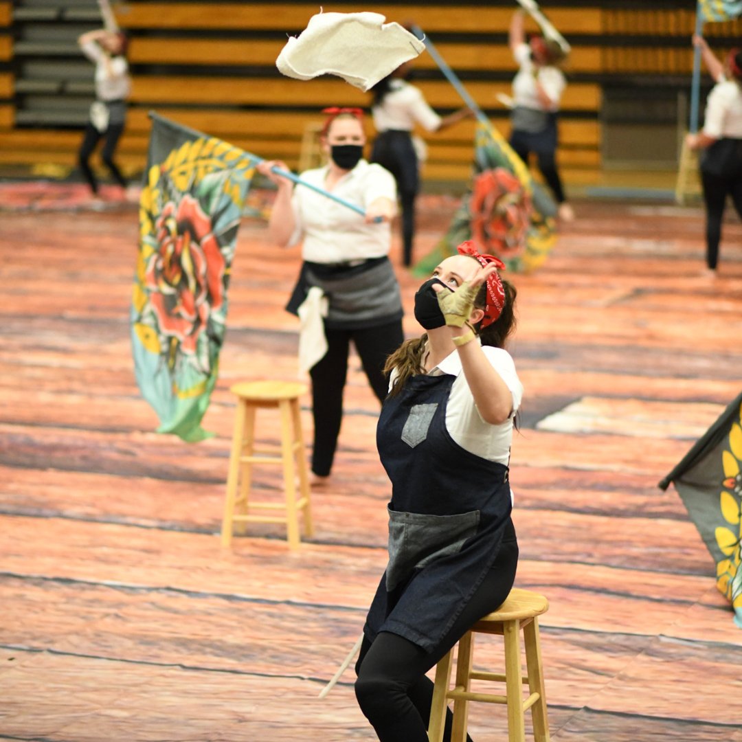 DPGPerforms's tweet photo. Happy Labor Day!
We're celebrating with a throwback to Reverie Independent Open 2021's show "Bread & Roses" featuring Dolly Parton's 9 to 5! ππΉ
#dpgflags #dpgfloors #dpgpolewraps #colorguard #winterguard #laborday #wgi2021 #sapa2021 https://t.co/T2UWLZmT0J